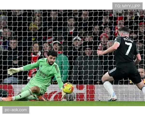 阿森纳半场连入两球击溃维拉，战术成熟度获赞誉